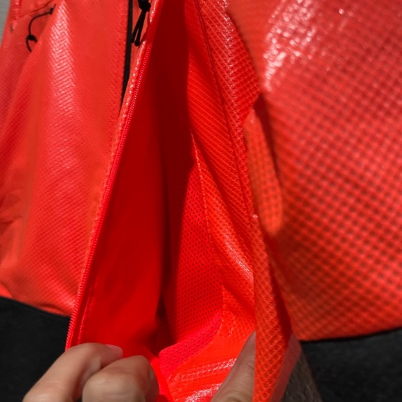 NWOT Under Armour Jacket - Picture 11 of 15